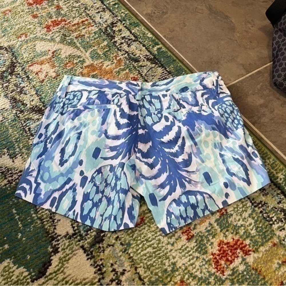 Lilly Pulitzer Callahan Blue Green Floral Print Shorts Size 00 - Picture 4 of 12